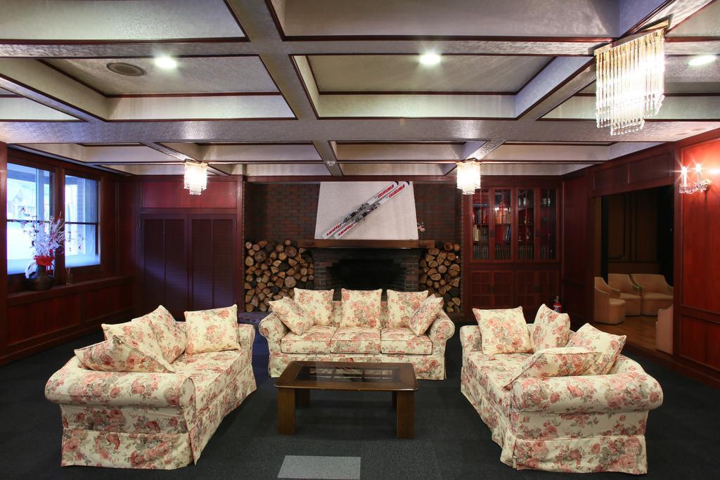 Shiga Palace Hotel Yamanouchi  Extérieur photo