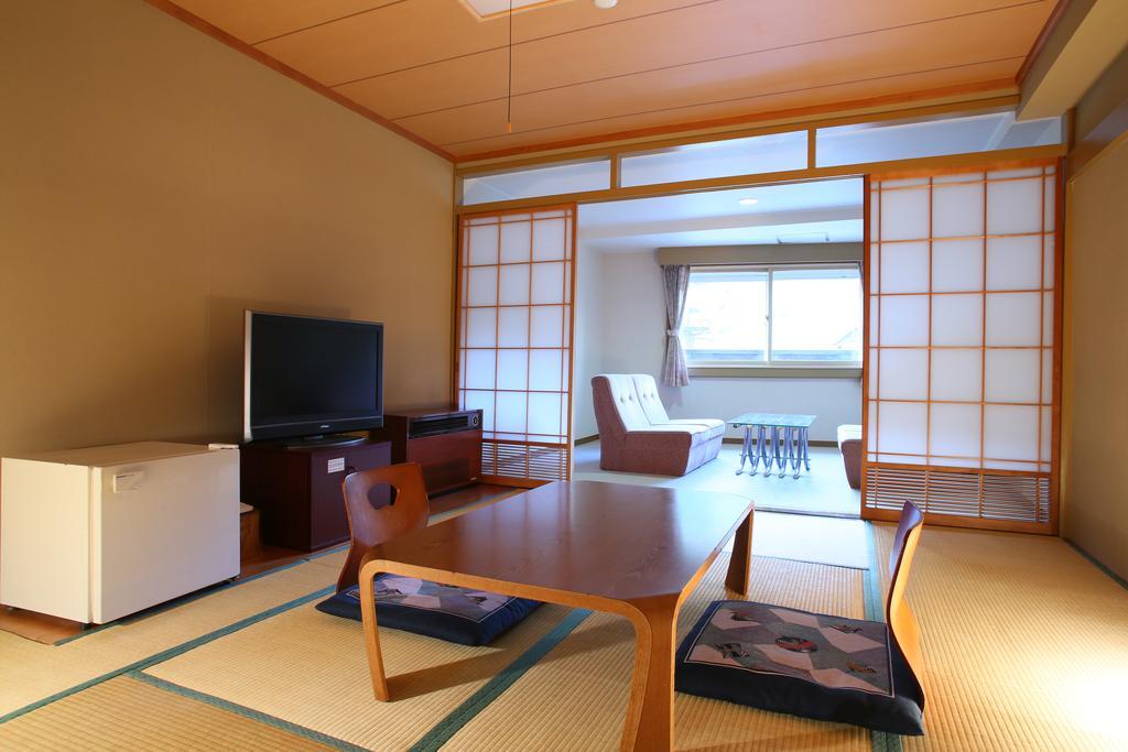 Shiga Palace Hotel Yamanouchi  Extérieur photo
